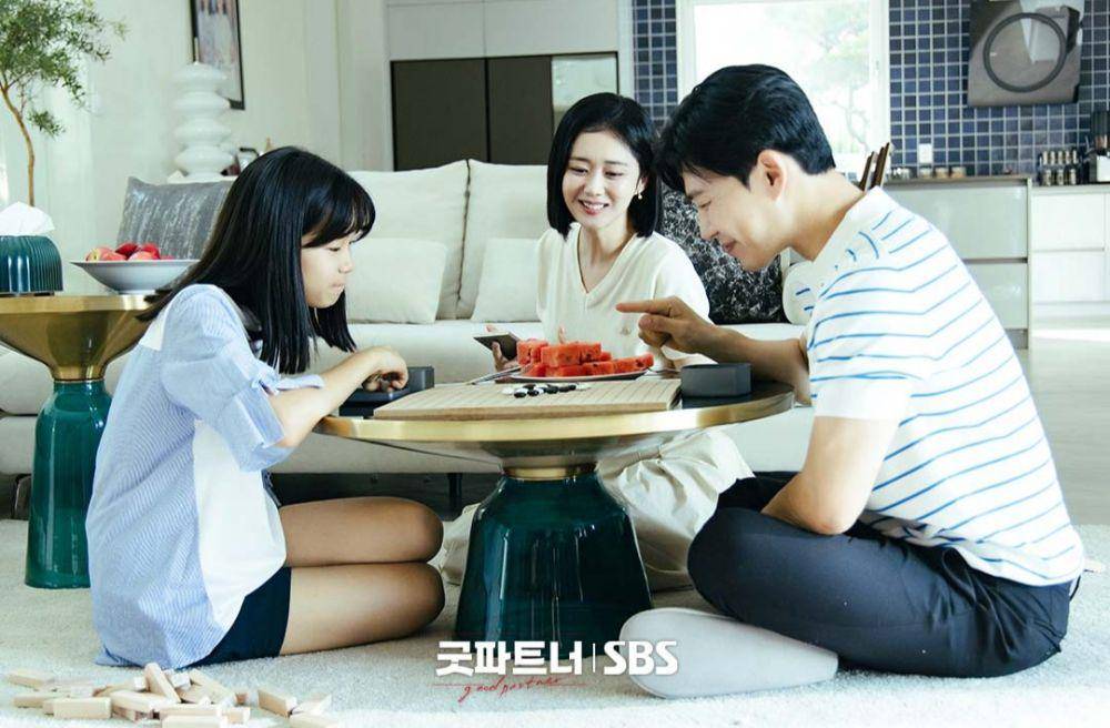 Yu Na, Jang Na Ra, dan Ji Seung Hyun di Good Partner (x.com/sbsnow)