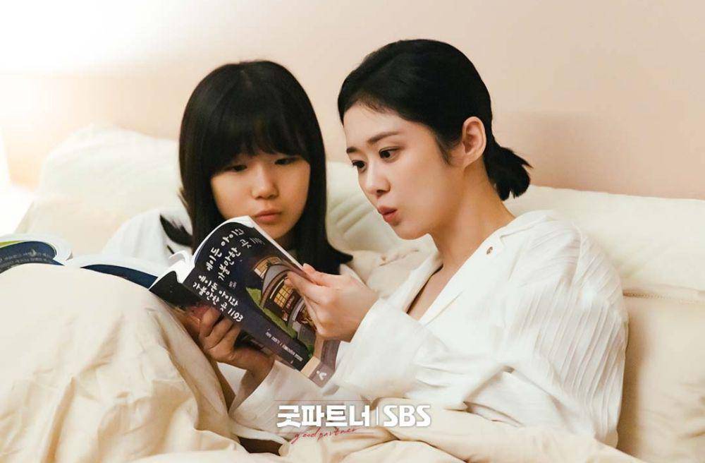 Yu Na dan Jang Na Ra di Good Partner (x.com/sbsnow)