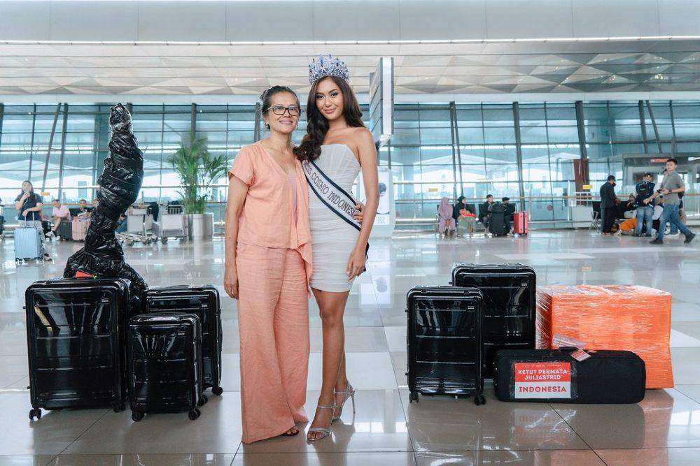 Potret Keberangkatan Ketut Permata Juliastrid ke Miss Cosmo 2024 (Instagram.com/officialputeriindonesia)