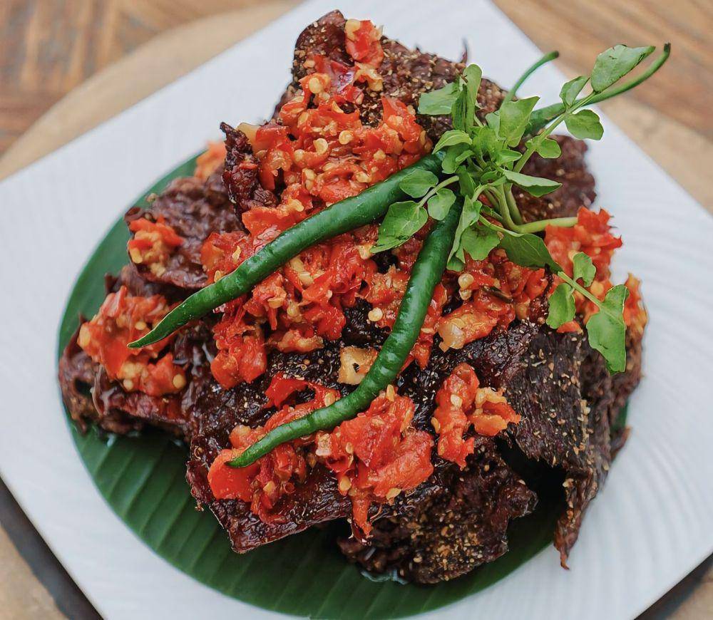 potret hidangan dendeng balado di Bunga Rampai (instagram.com/bungarampai.restaurant)