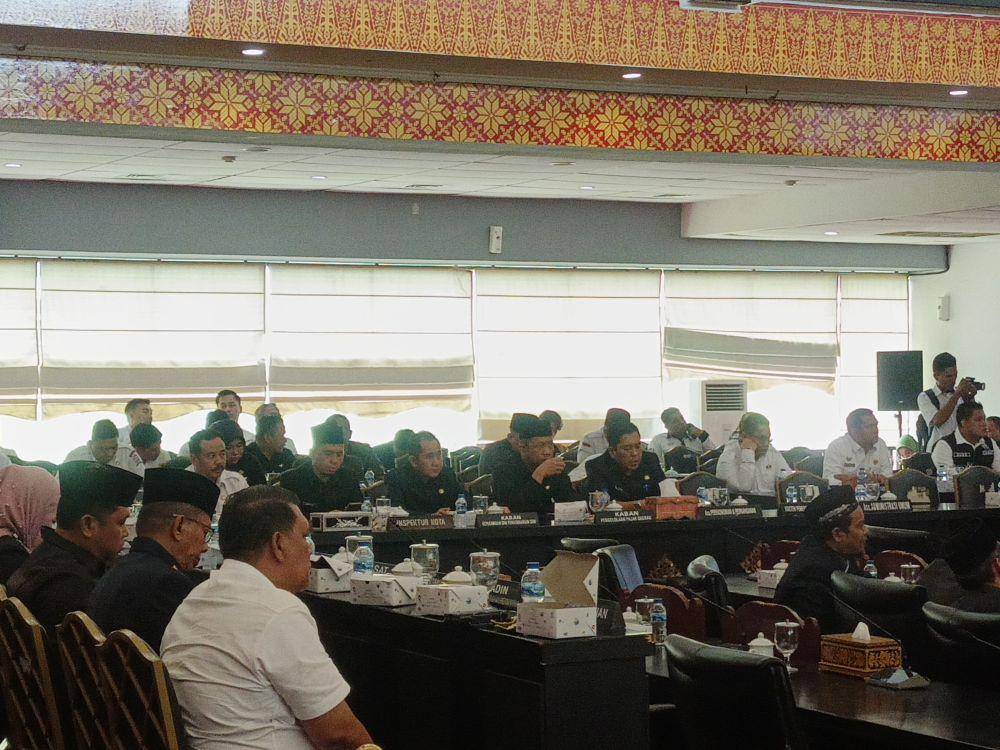 Rapat Paripurna DPRD Palembang tentang APBD Pemkot 2025 (Dok. Kominfo Palembang)