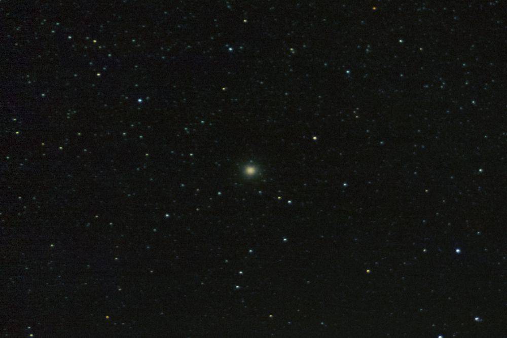 Omega Centauri dapat dilihat mata telanjang flickr.com/deealexandria42)