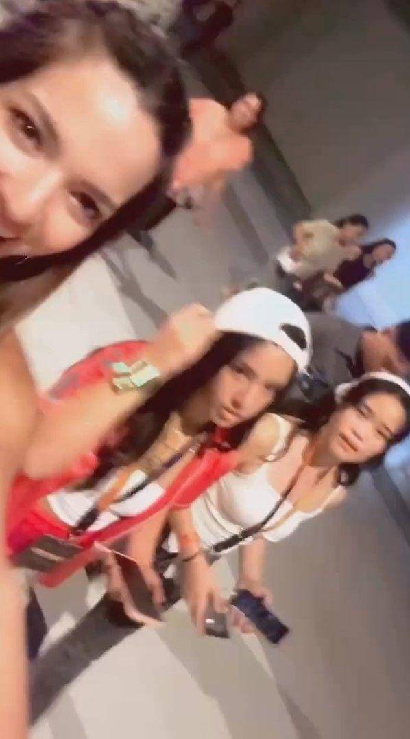 potret Nia Ramadhani temani anak nonton konser Bruno Mars (instagram.com/ramadhaniabakrie)