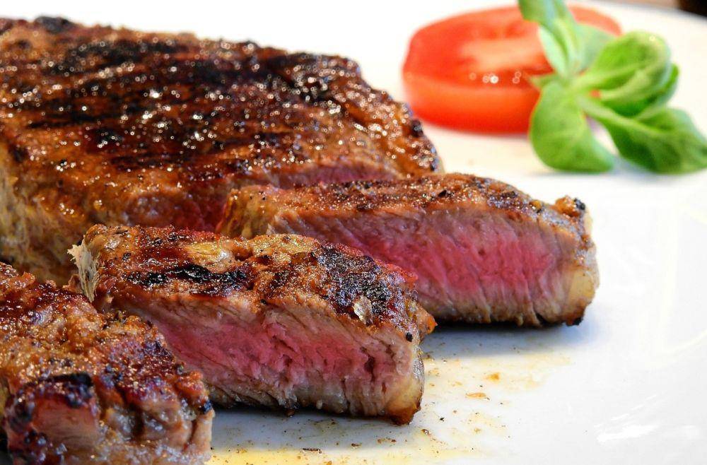ilustrasi steak (pixabay.com/Bru-nO)