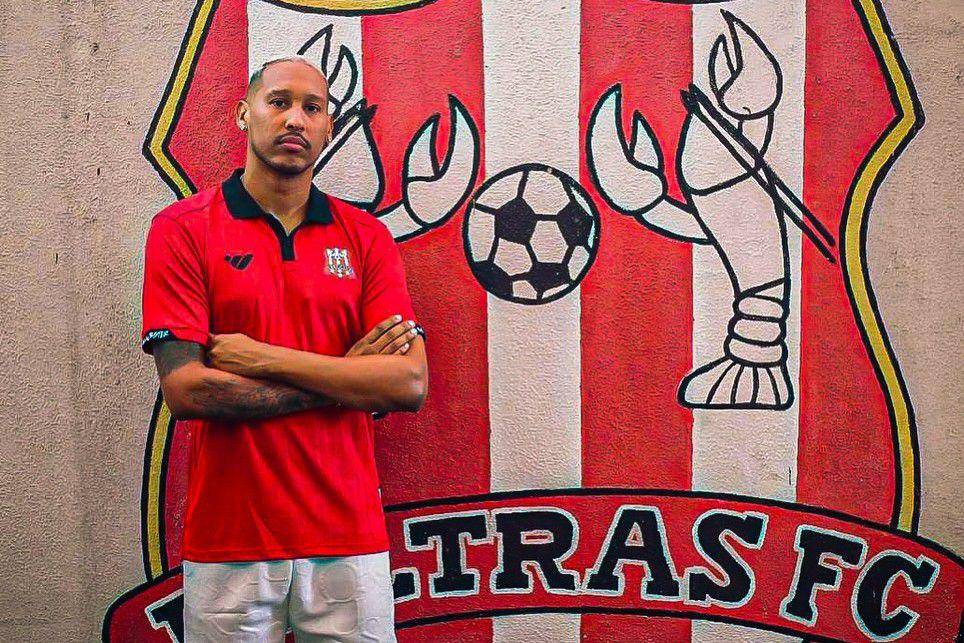 Artur Vieira sebagai pemain asing Deltras Sidoarjo di Liga 2 2024/2025. (instagram.com/arturvieiraa_)