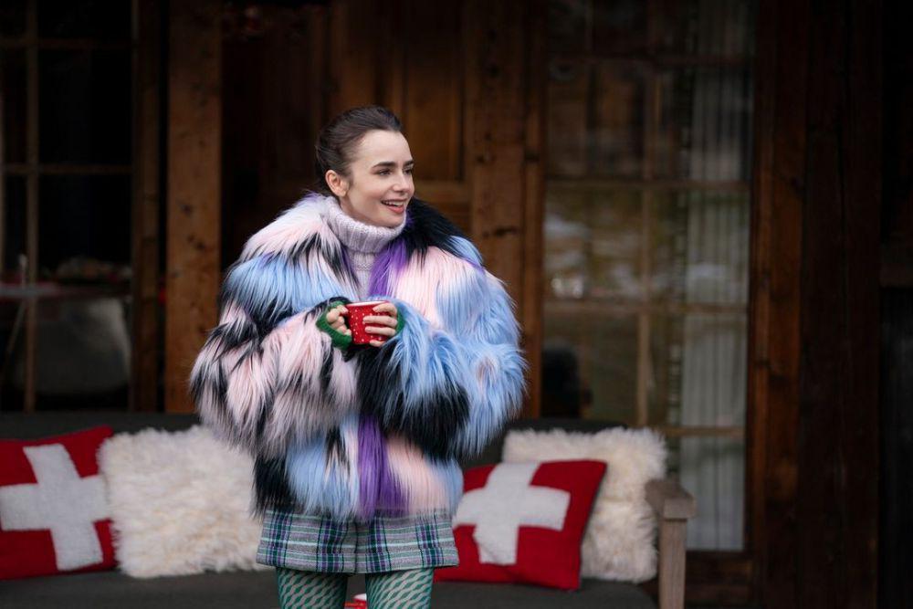 cuplikan serial Emily in Paris (instagram.com/emilyinparis)