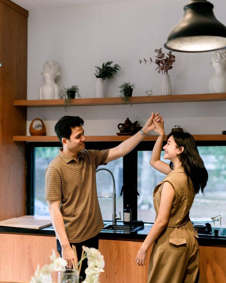 potret Glenca Chysara dan Rendi Jhon (instagram.com/glencachysaraofficial)