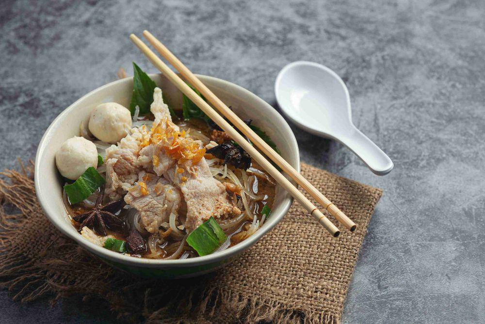 5 Rekomendasi Bihun Bebek di Surabaya