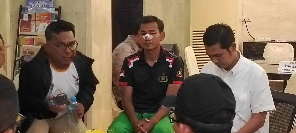 Kapten tim sepak bola Sumut Alif Eka Rizky usai dikeroyok di hotel (dok.tim Sumut)