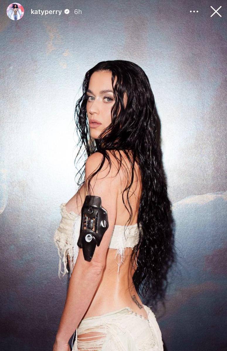 potret Katy Perry di MTV VMAs 2024 (via Instagram.com/katyperry)