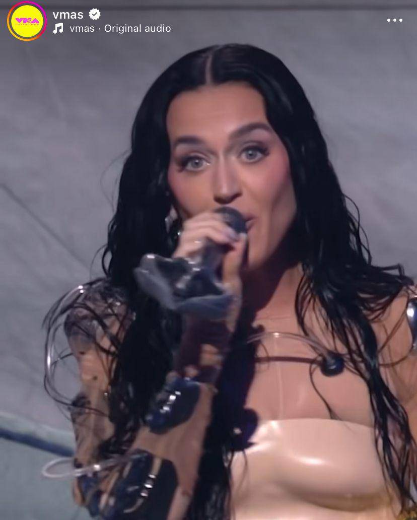 potret Katy Perry di MTV VMAs 2024 (via Instagram.com/vmas)