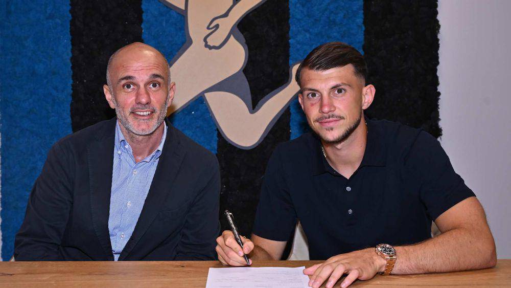 Lazar Samardzic (kanan) (en.atalanta.it)
