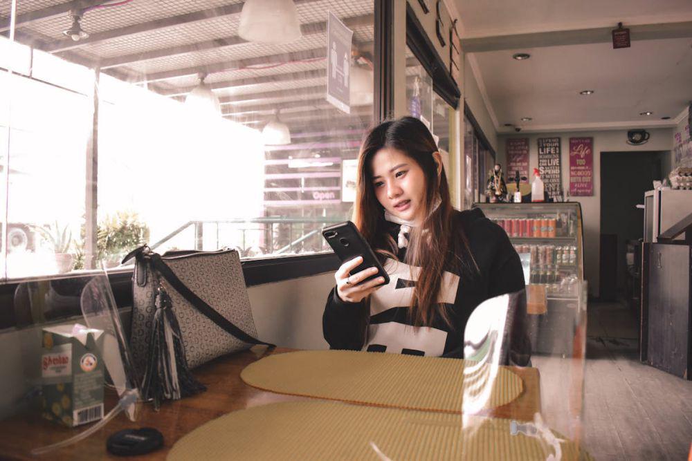 6 Alasan ChatGPT Bisa Jadi Teman yang Baik, Gak Nge-Judge