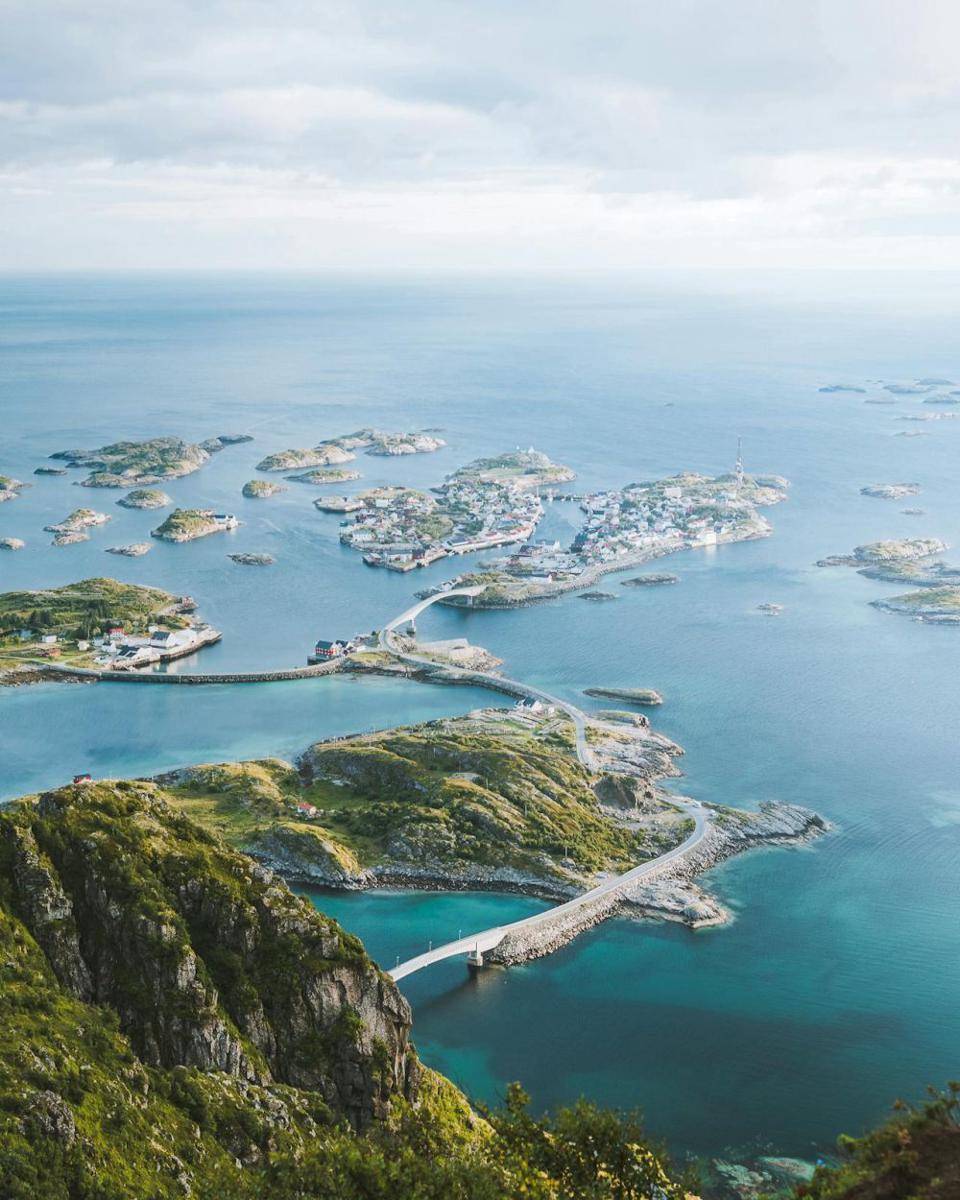 potret Lofoten, Norwegia (pexels.com/Valdemaras D.)