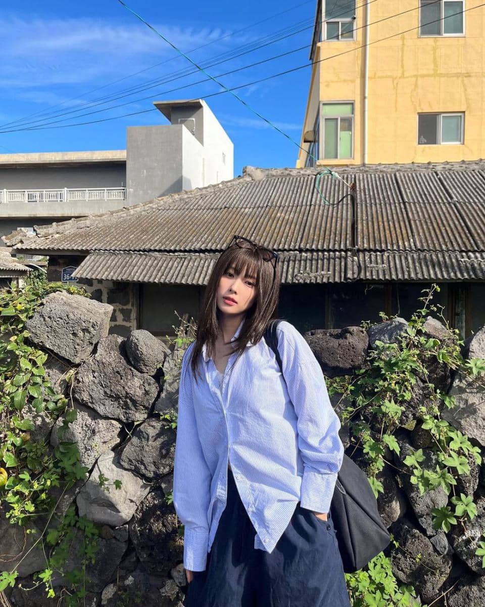 Kang Hyewon (instagram.com/hyemhyemu)