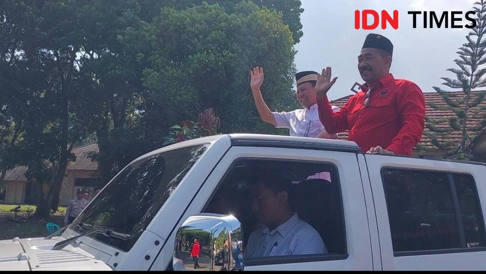 Bakal calon Bupati dan calon wakil bupati Lampung Timur, Dawam Rahardjo dan Ketut Erawan, Kamis (12/9/2024). (IDN Times/Silviana).