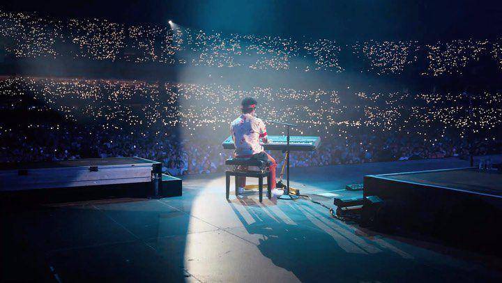 Bruno Mars (instagram.com/brunomars)