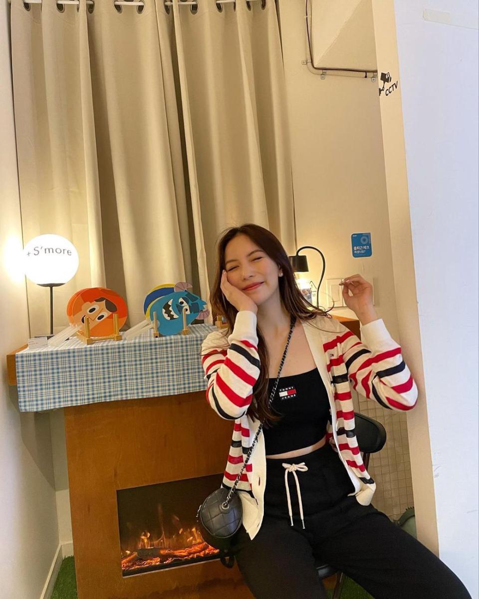 outfit Mook Worranit (instagram.com/mookworranit)