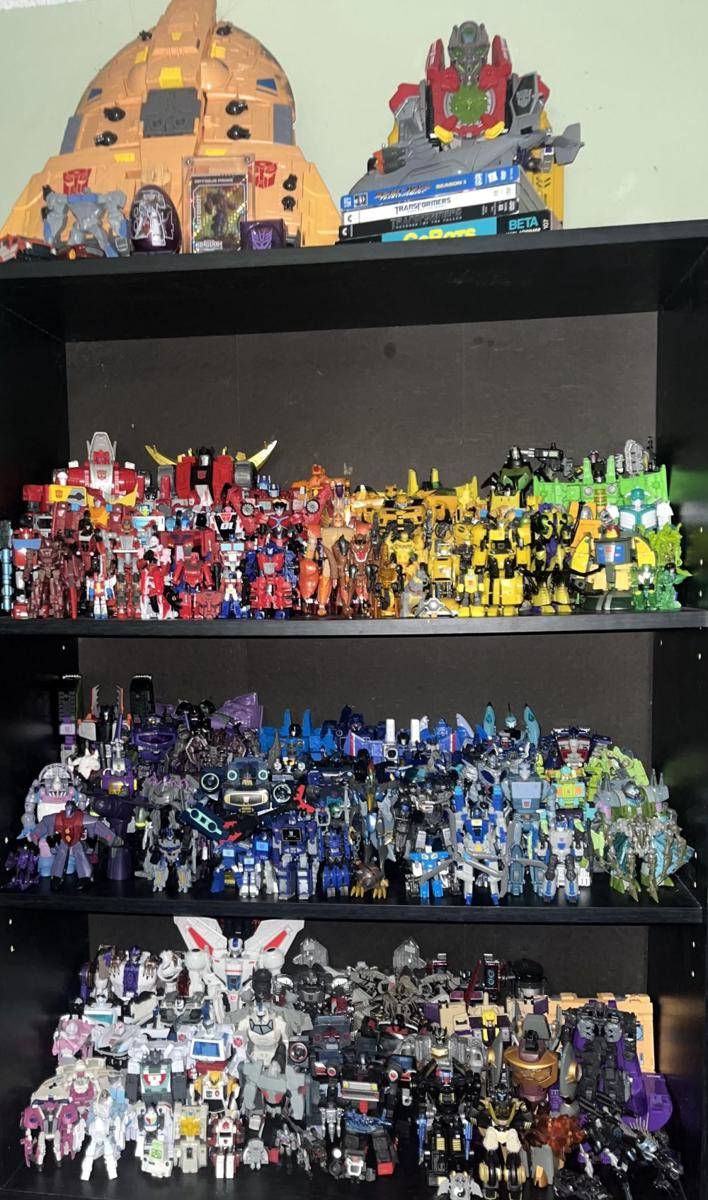 potret koleksi Transformers (reddit.com/user/ProfessionalBad2835)