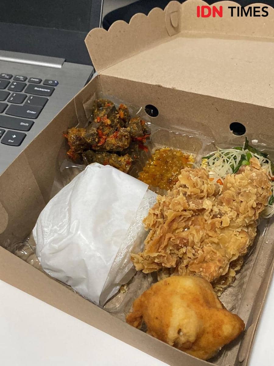 Menu makanan di kantor IDN (IDN Times/Fina Wahibatun Nisa)