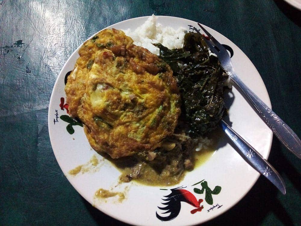 ilustrasi nasi rames di warteg (commons.wikimedia.org/SATELIT BM)
