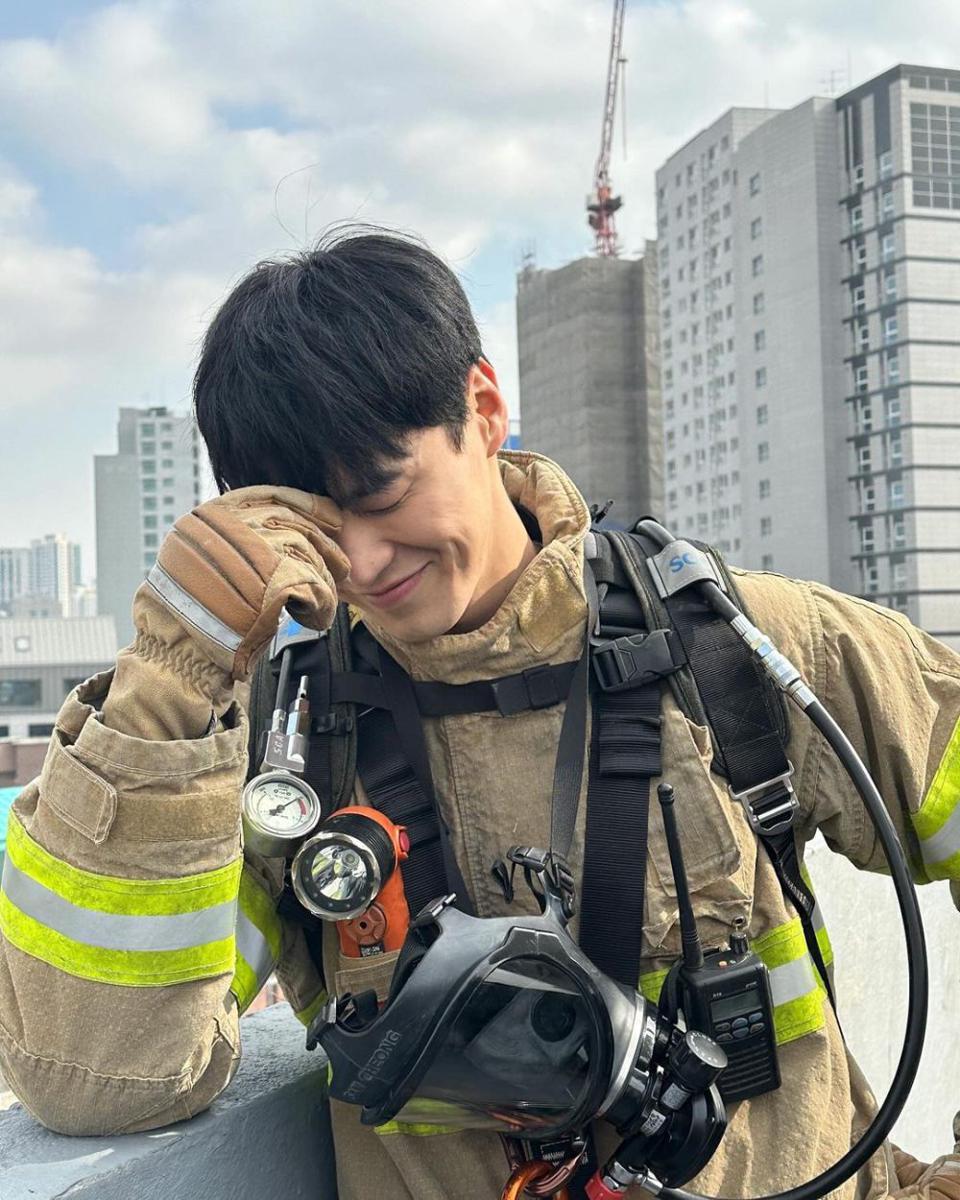 dibalik layar DNA Lover (instagram.com/leetaehwam0221)