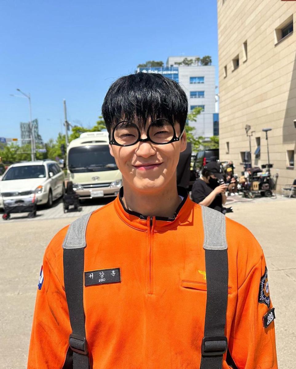 dibalik layar DNA Lover (instagram.com/leetaehwan0221)