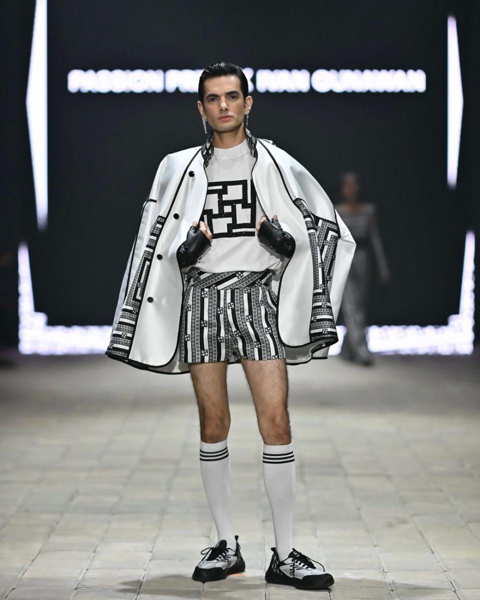 Ivan Gunawan x PASSION Privé di Plaza Indonesia Men's Fashion Week (instagram.com/plazaindonesia)
