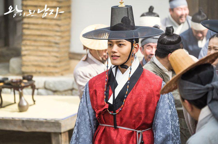 Yeo Jin Goo di The Crowned Clown (dok. tvN/The Crowned Clown)