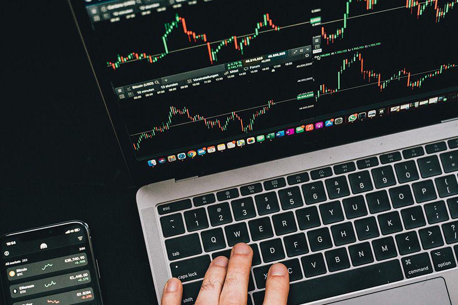 ilustrasi trading plan (pexels.com/Alesia Kozik)