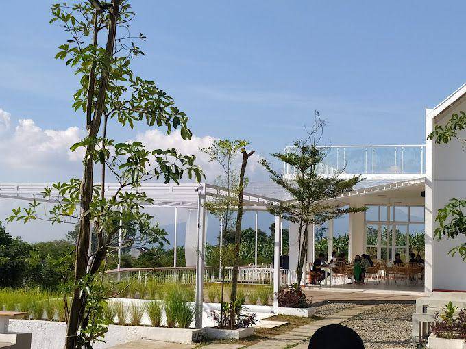 Casacola Sky Garden Coffee, Garut, Jawa Barat (google.com/maps/Idharudin)