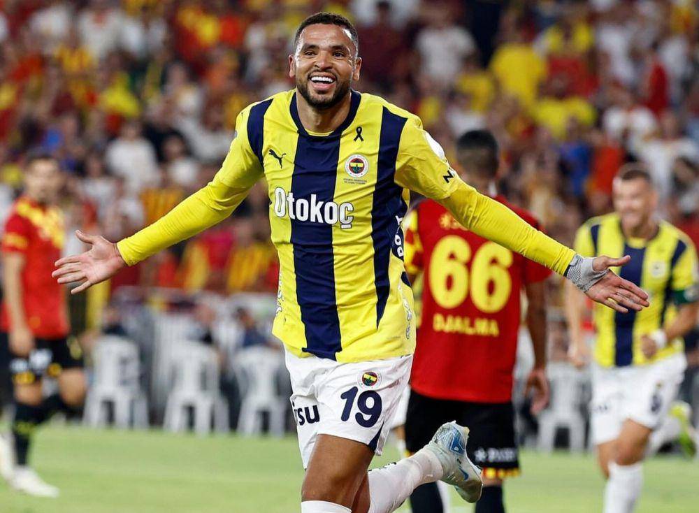 Youssef En-Nesyri saat memperkuat Fenerbahce. (instagram.com/ennesyri15)