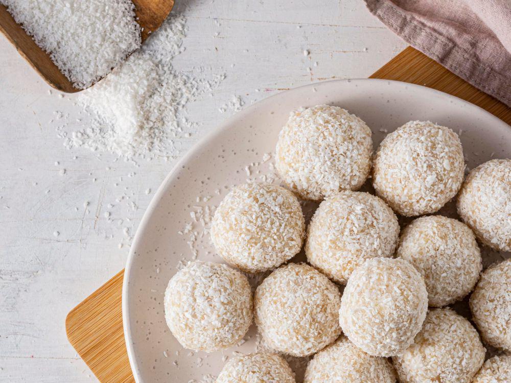 ilustrasi coconut candy (freepik.com/freepik)