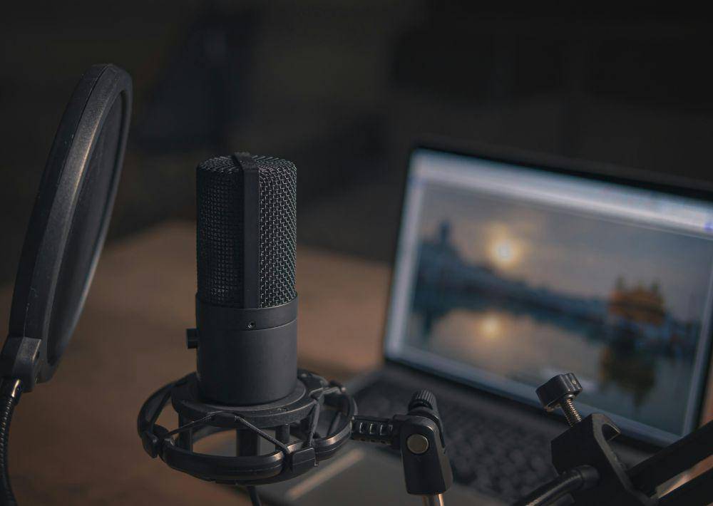 ilustrasi voice over talent (Pexels.com/Dmitri Koshelev)
