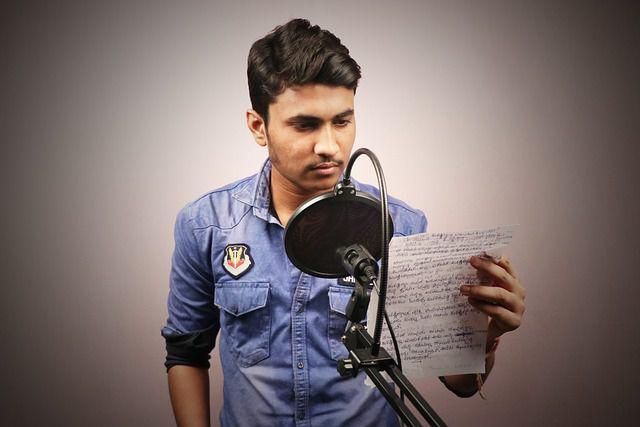 5 Langkah Awal Memulai Karier sebagai Voice Over Talent