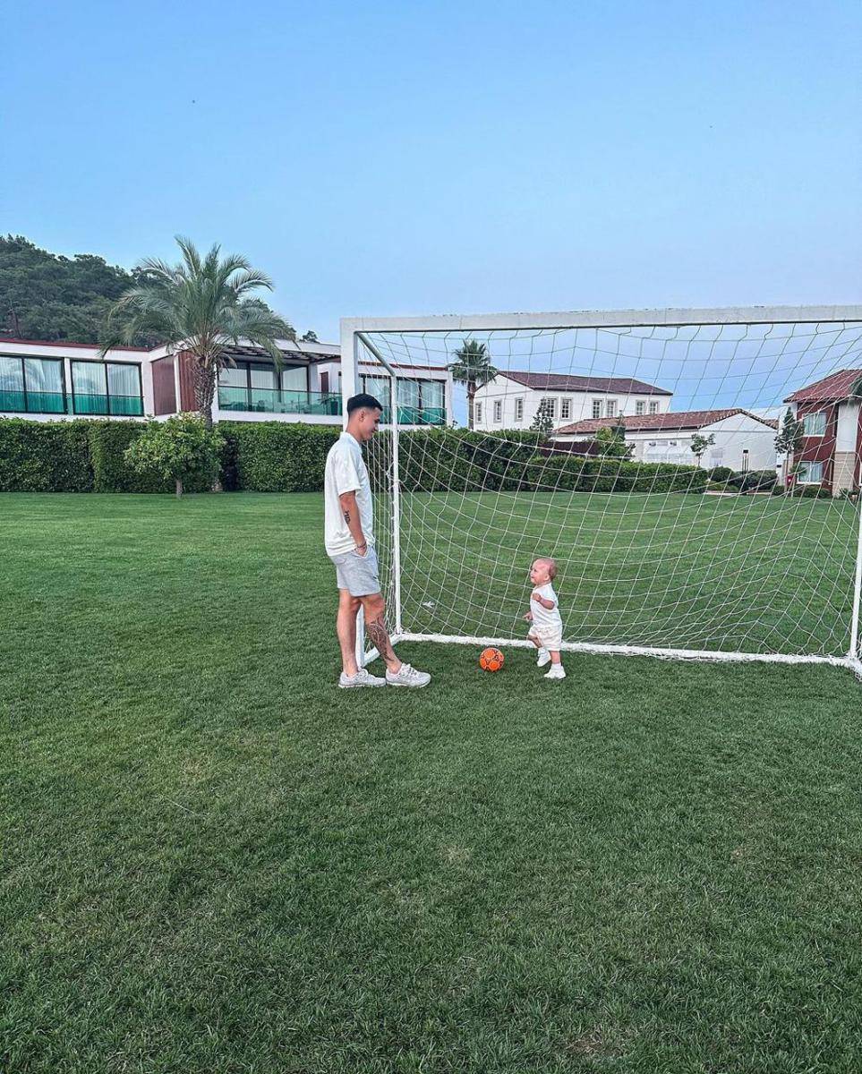 potret Eliano Reijnders dan putranya (instagram.com/eliano.r)