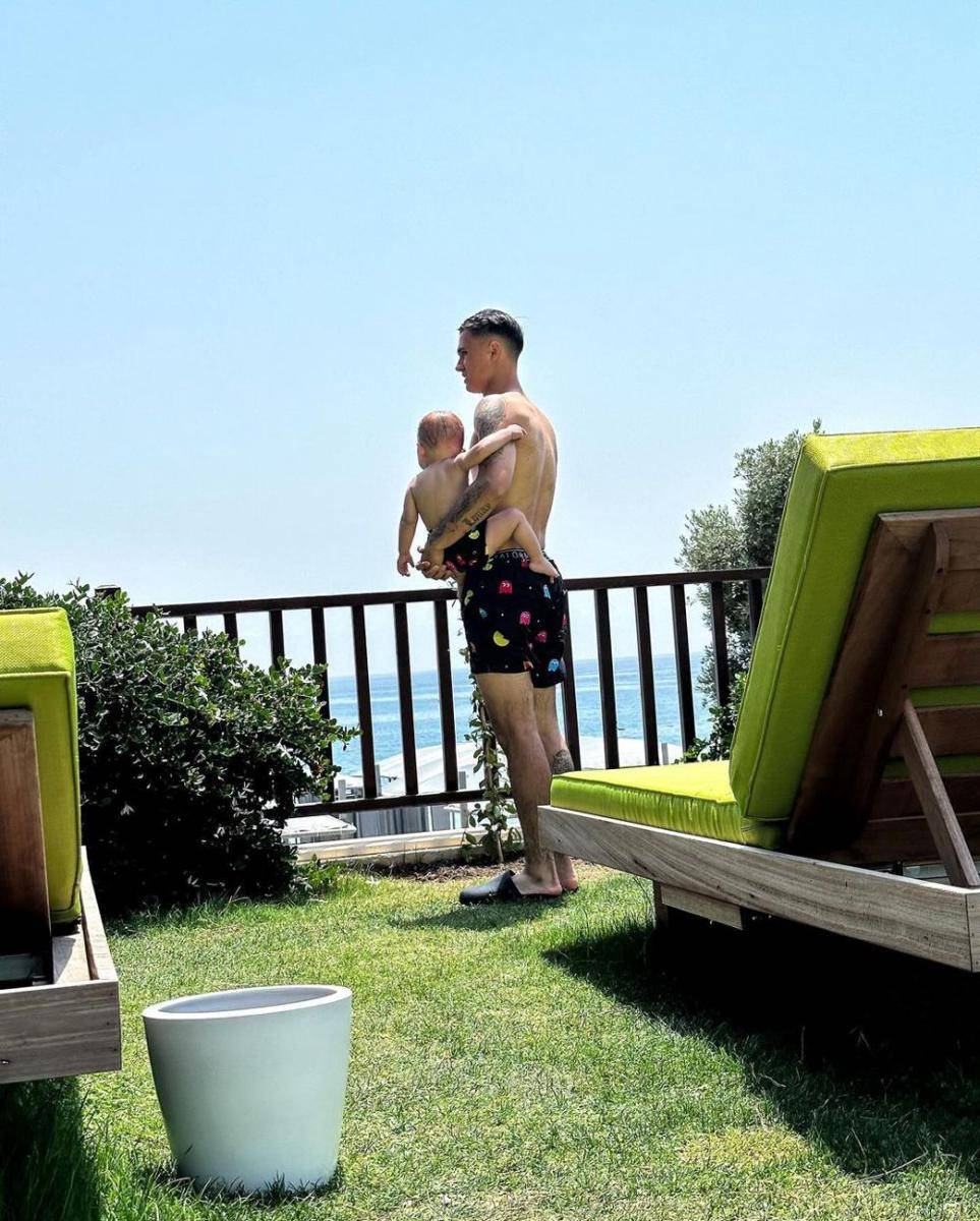 potret Eliano Reijnders dan putranya (instagram.com/eliano.r)