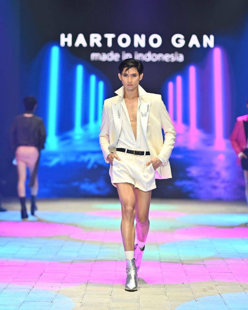 Hartono Gan di Plaza Indonesia Men's Fashion Week (instagram.com/plazaindonesia)