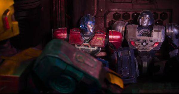 Kenapa Robot Penambang Transformers One Tak Bisa Berubah?