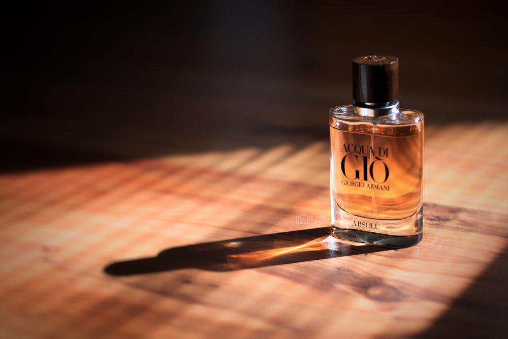 ilustrasi parfum (unsplash.com/Dorrell Tibbs)