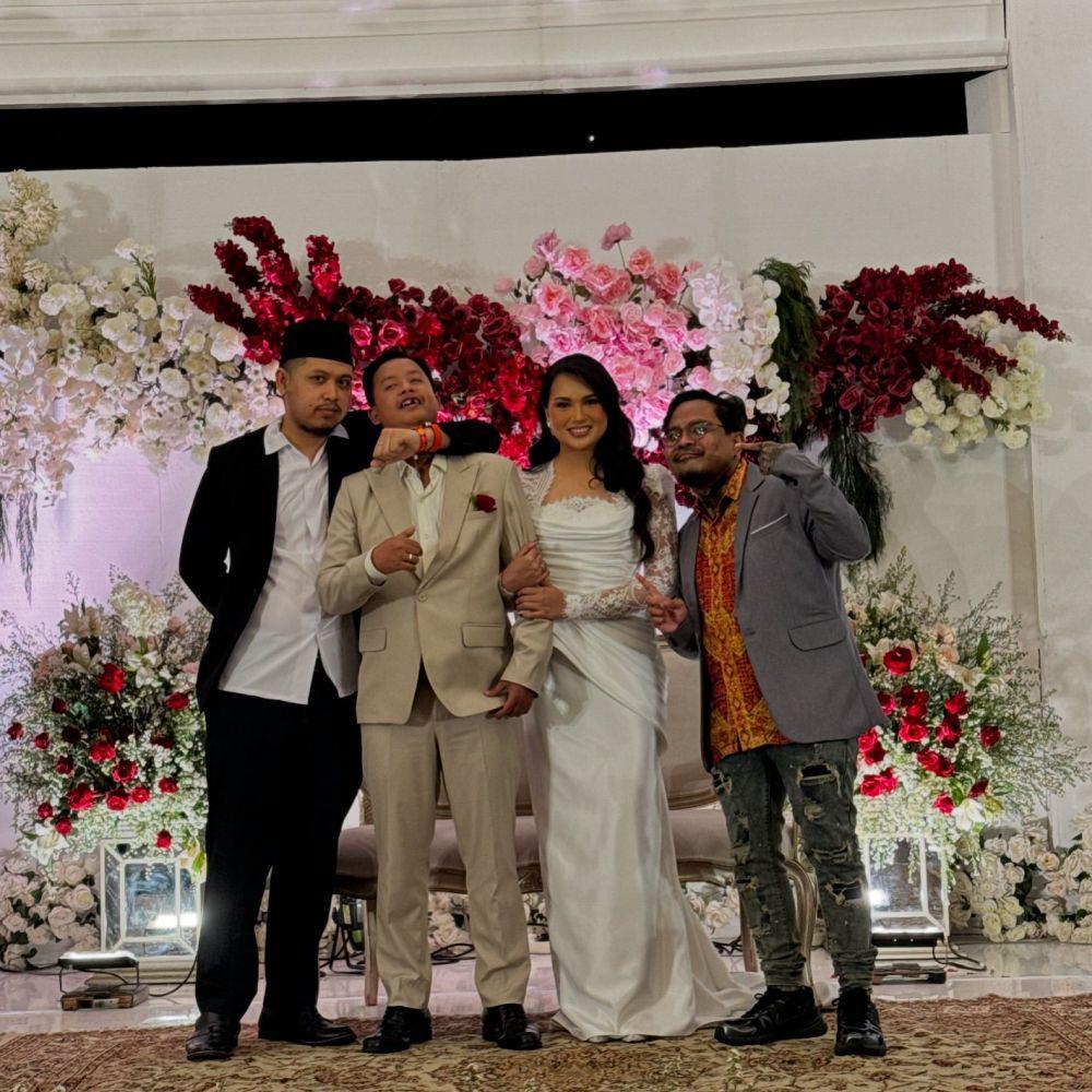 tamu resepsi Dustin (Instagram.com/tretanmuslim)
