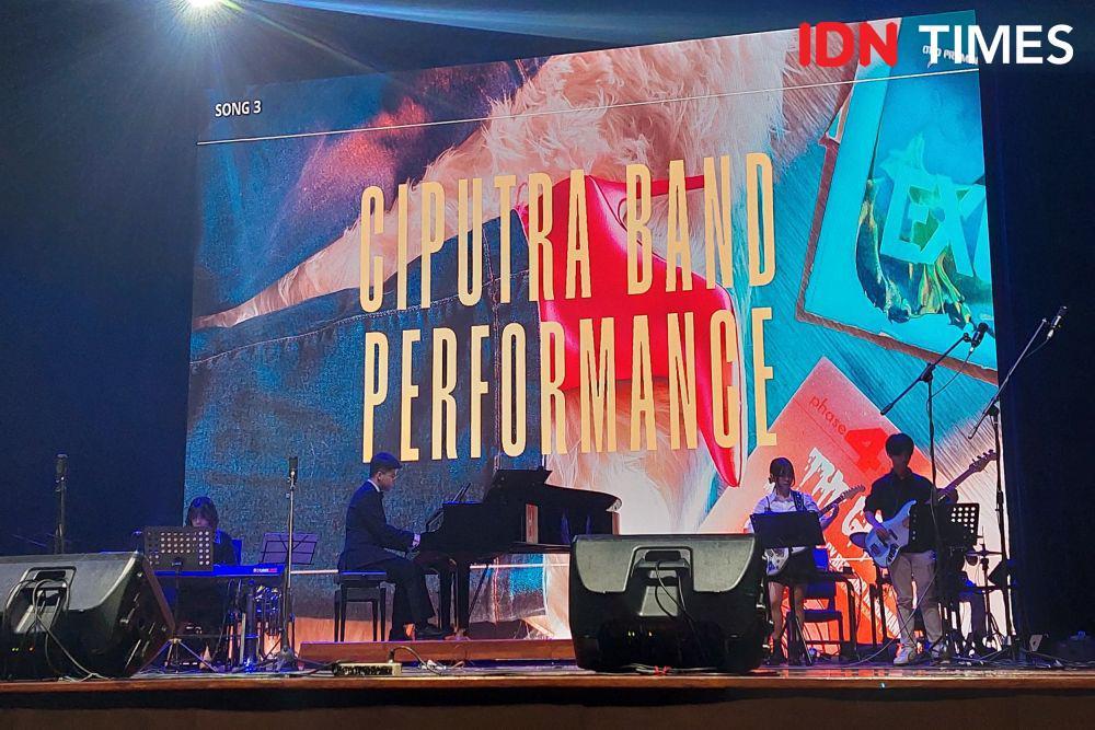 7 Potret Konser Amal Music Matters Indonesia, Gagasan Anak SMA Ciputra
