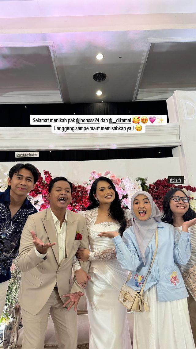 tamu resepsi Dustin (Instagram.com/arafahrianti)