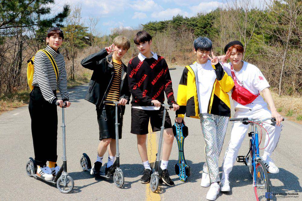 TXT (twitter.com/TXT_bighit)