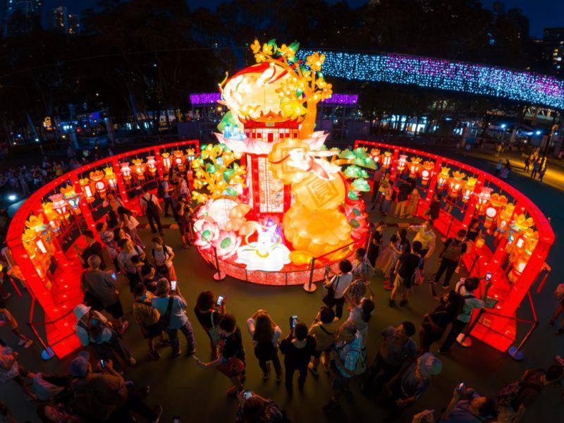 potret pemandangan di New Territories Mid-Autumn Lantern (ccf.gov.hk)