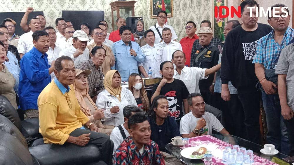 Deklarasi Relawan Nusantara Maju untuk menyatukan visi misi Prabowo-Gibran dengan Luthfi-Yasin. (IDN Times/Fariz Fardianto)