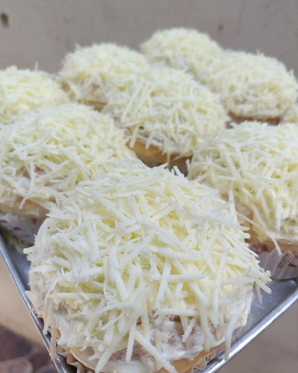 Cheese bread (instagram.com/cece_chay)