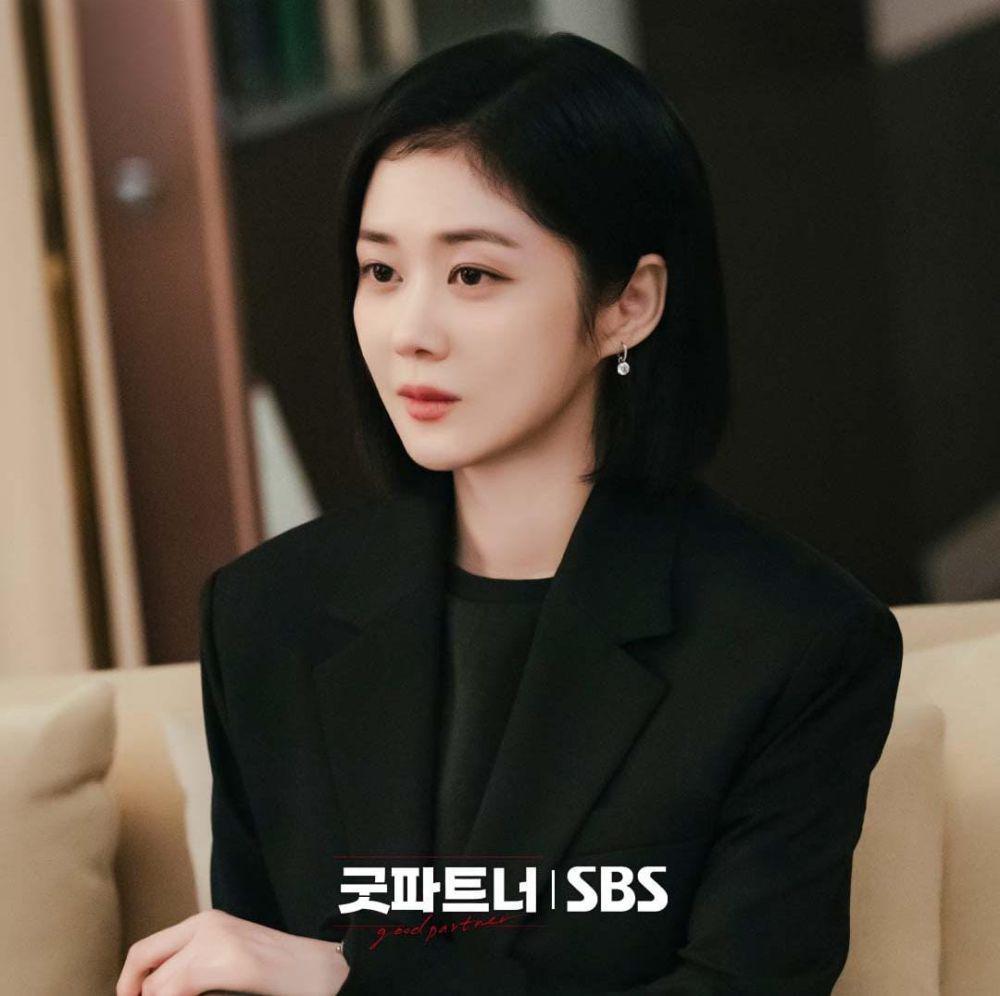 Jang Na Ra di drama Good Partner (instagram.com/sbsdrama.official)