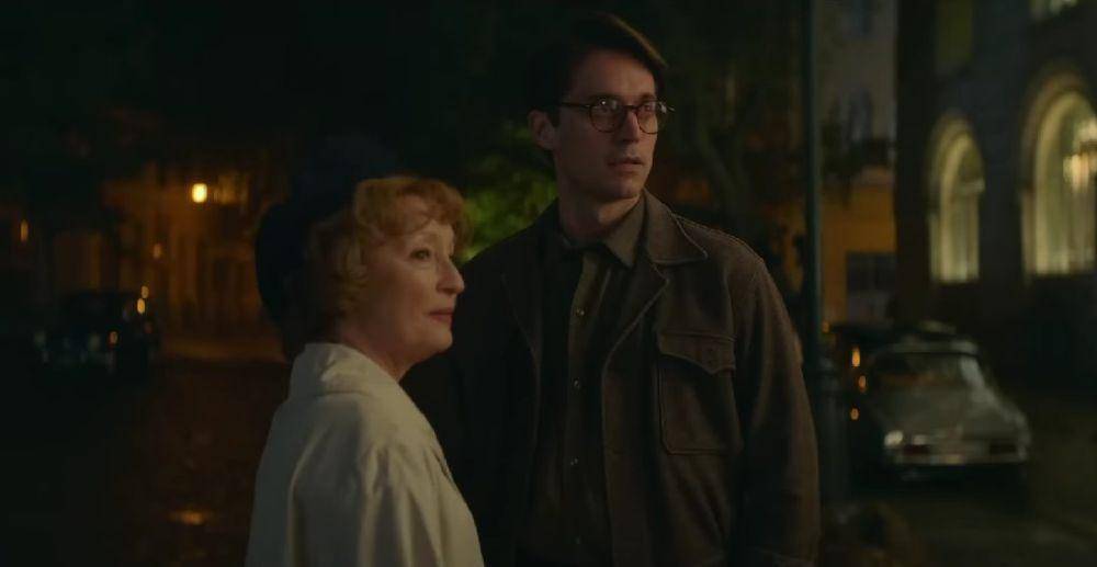 Mrs. Harris Goes to Paris (dok. Focus Features/Mrs. Harris Goes to Paris)