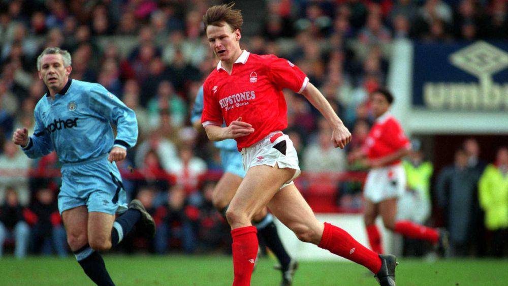 Teddy Sheringham (kanan) (nottinghamforest.co.uk)